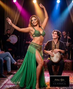 Göz Alıcı Zümrüt Yeşili Taş Detaylı Dansöz KostümüGöz Alıcı Zümrüt Yeşili Taş Detaylı Dansöz Kostümü