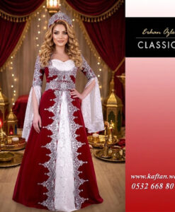 Kırmızı kadife kaftan